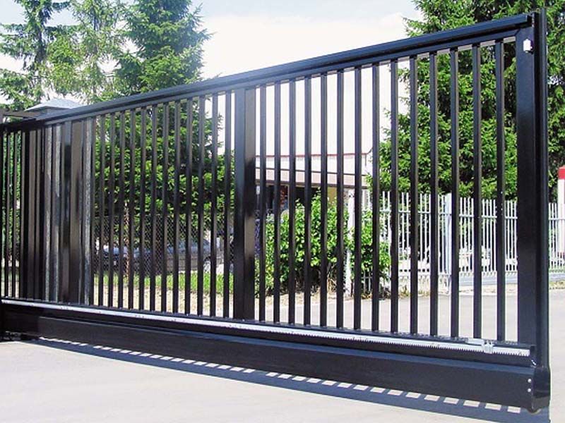 Cổng cửa ray sắt trượt - Cơ Khí Thanh Hoàn.
